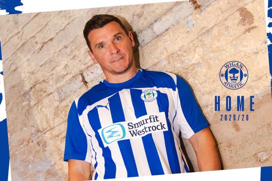 HOME KIT 25/26